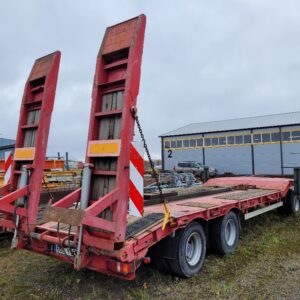 20251103_143044_resized 20251103_143044_resized