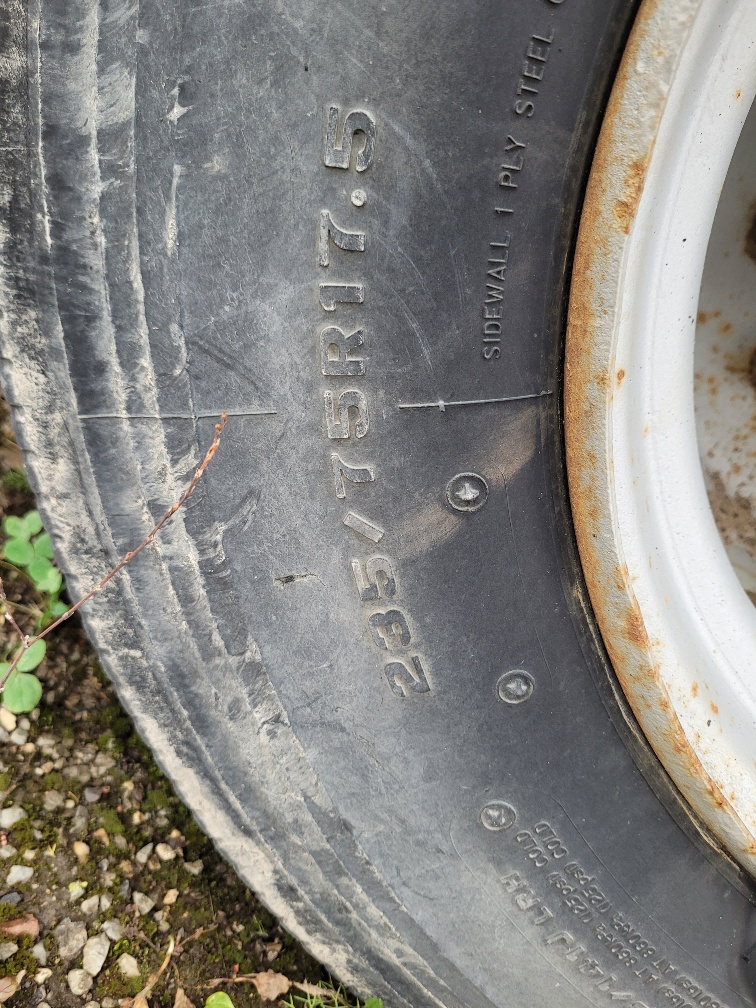 20251103_143126_resized 20251103_143126_resized