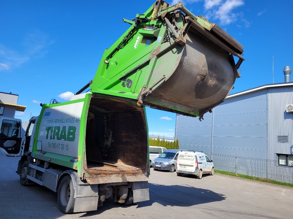 20260424_153926_resized